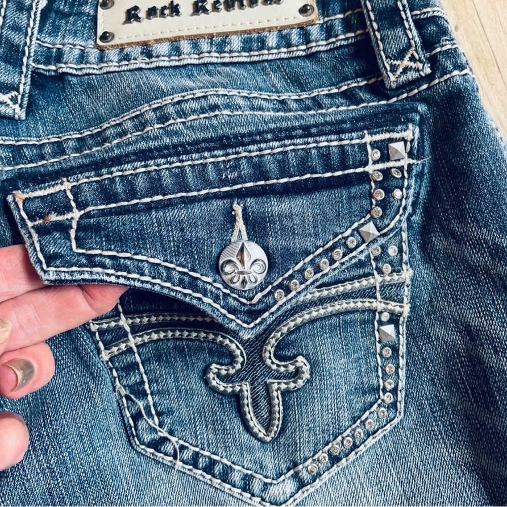 NWT Rock Revival Super Cute *Bling* Capri Jeans - Size 30